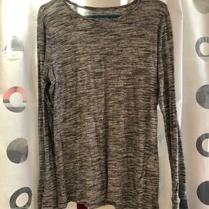 GAP basic long sleeve Tee